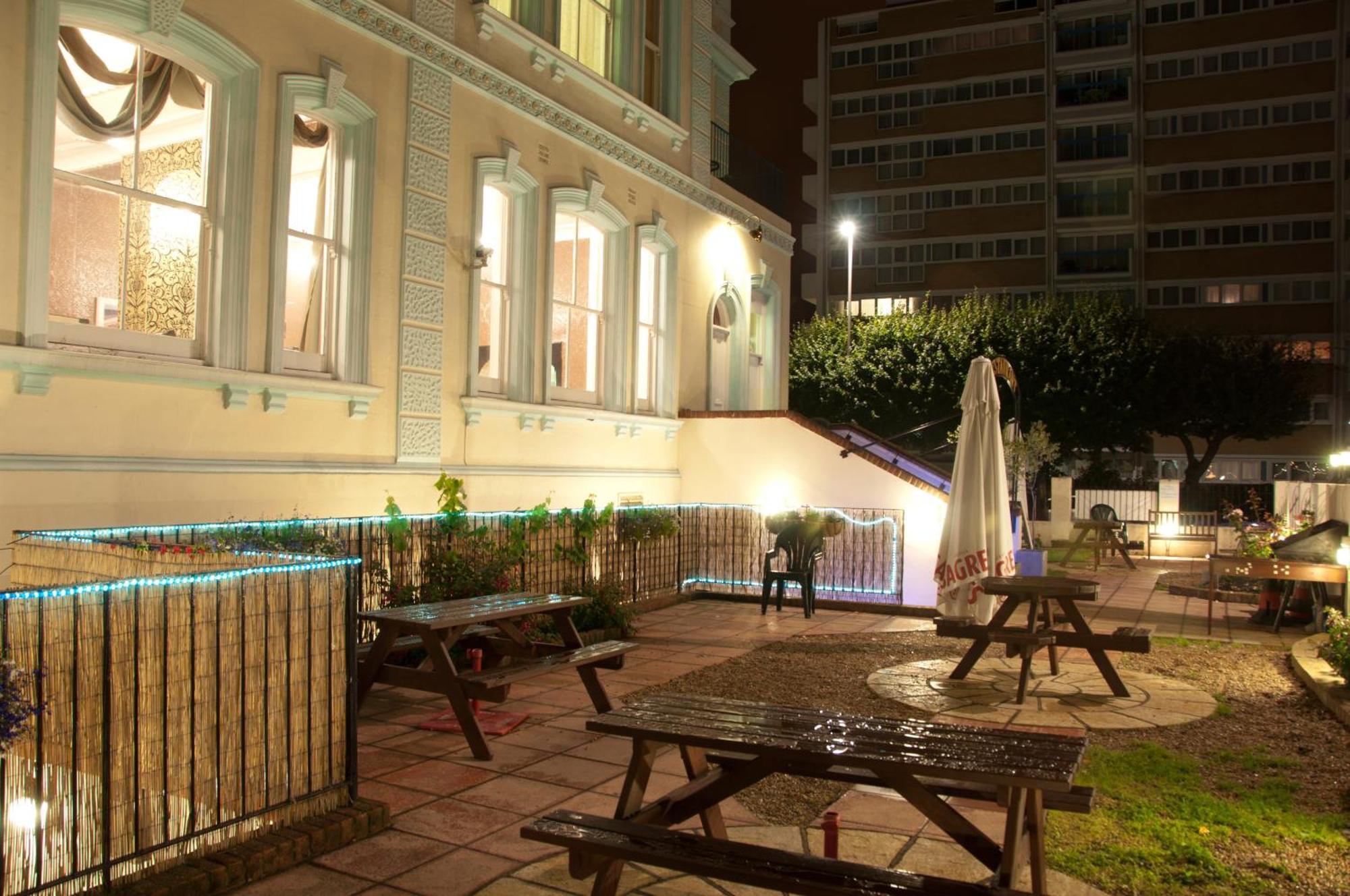 Vernon Guesthouse Eastbourne Exterior foto