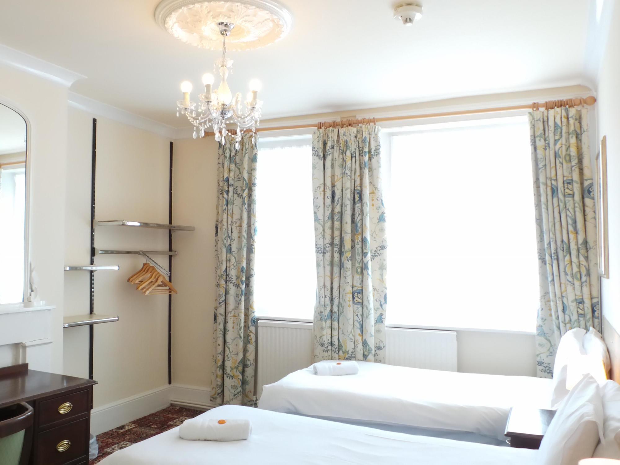 Vernon Guesthouse Eastbourne Exterior foto