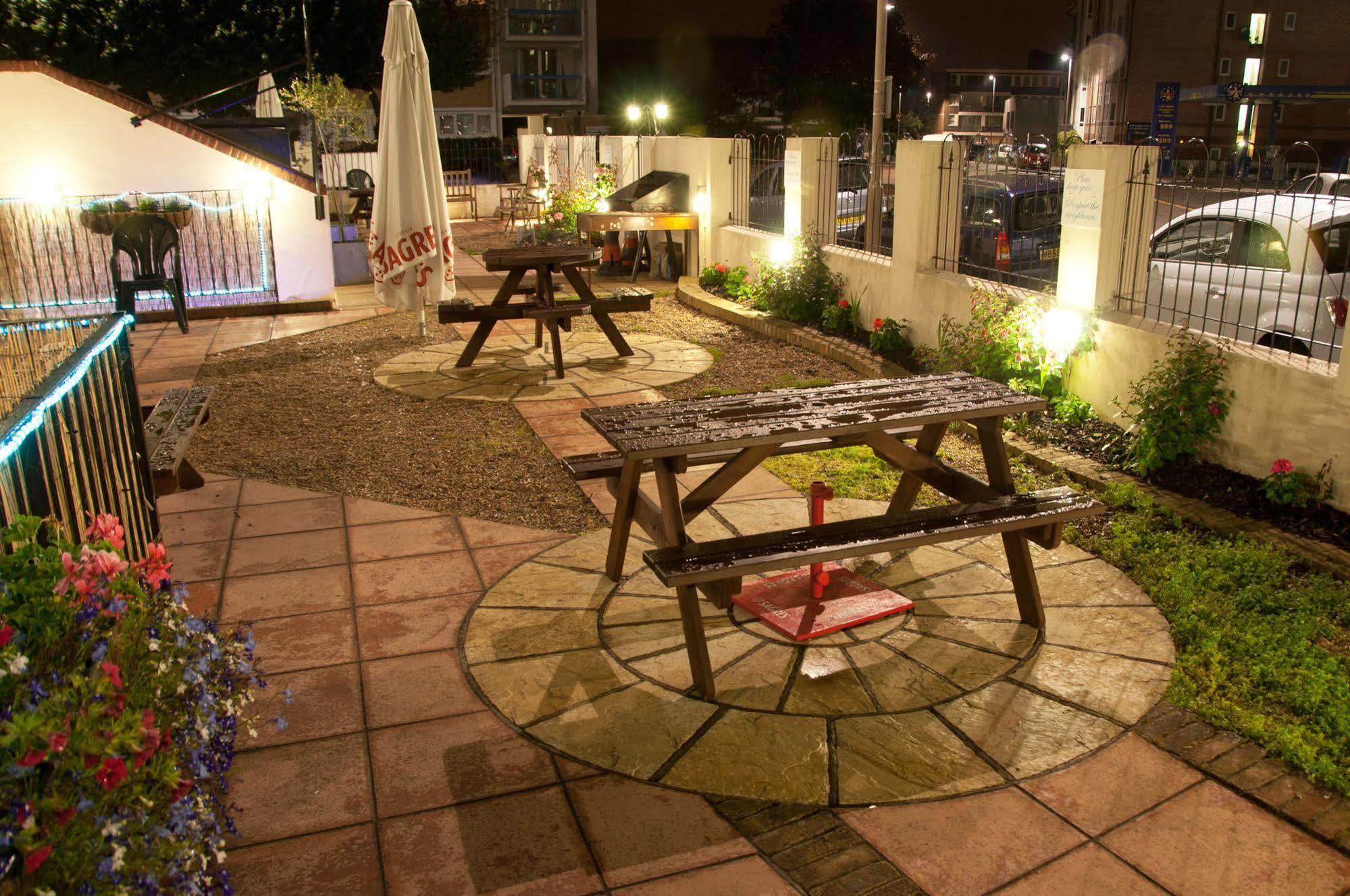 Vernon Guesthouse Eastbourne Exterior foto